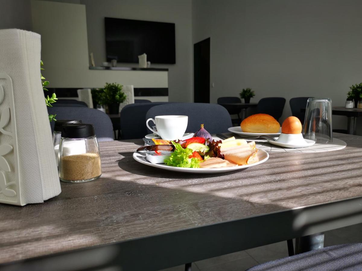 Loewen Hotel 라데보름발트 외부 사진